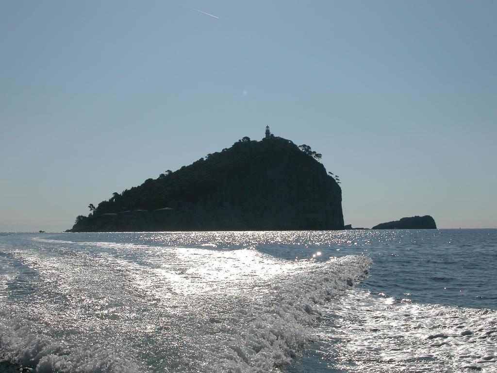 La Perla Del Magra Holidays House Monte Marcello Eksteriør bilde